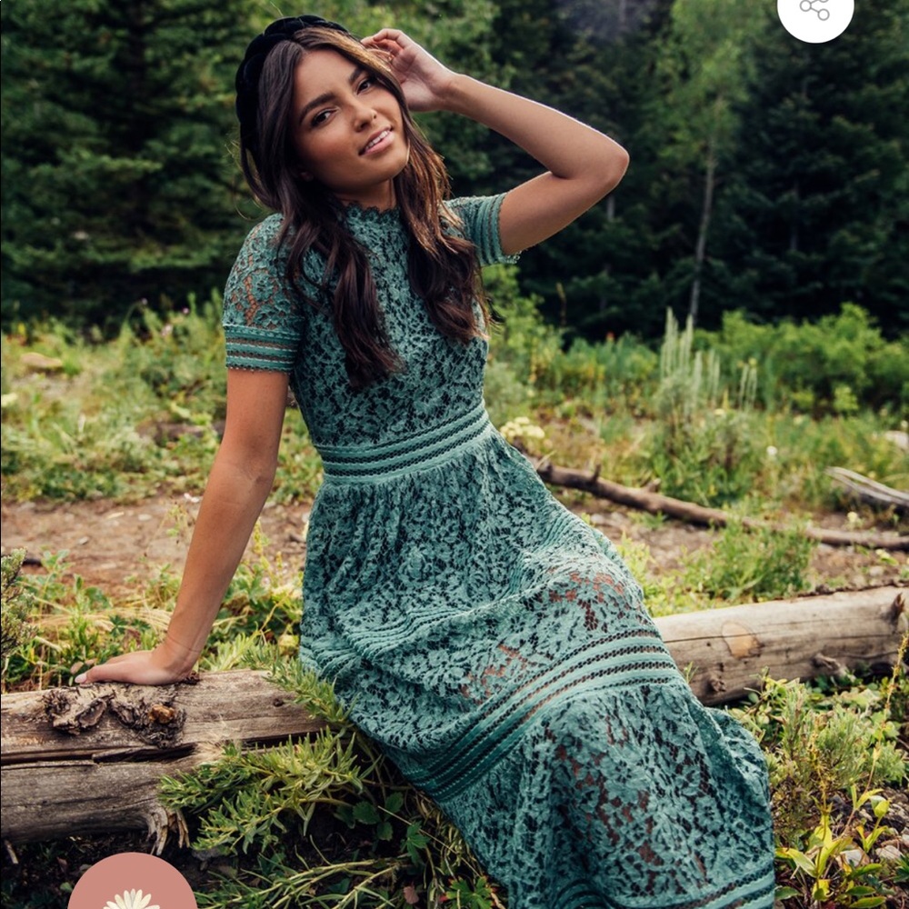 JessaKae Duchess Lace Midi Dress (Green)